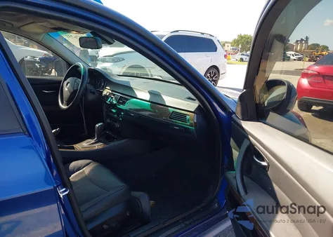 2009 BMW 328I z USA, uszkodzony, nr VIN WBAPH77599NL83810